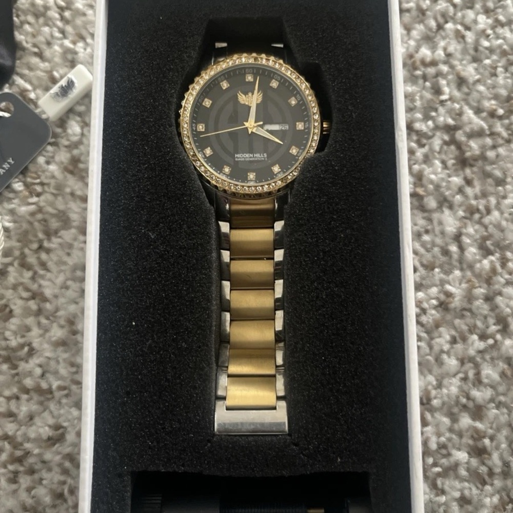 Hidden hills Luxury Gold and Black Men's Watch